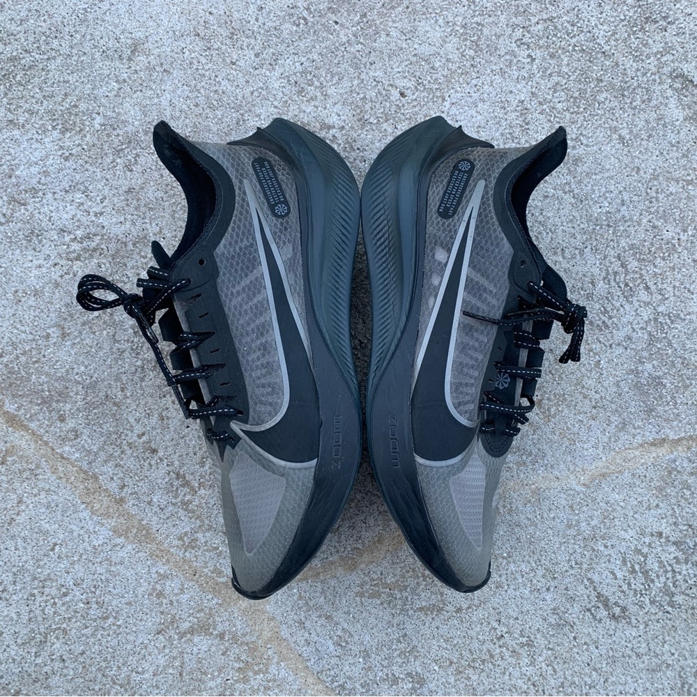 :: Nike Zoom Gravity “Black Anthracite” :: - Picture 3 of 5